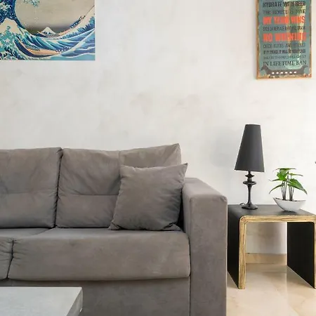 Turistic 4-attic Apartment *
